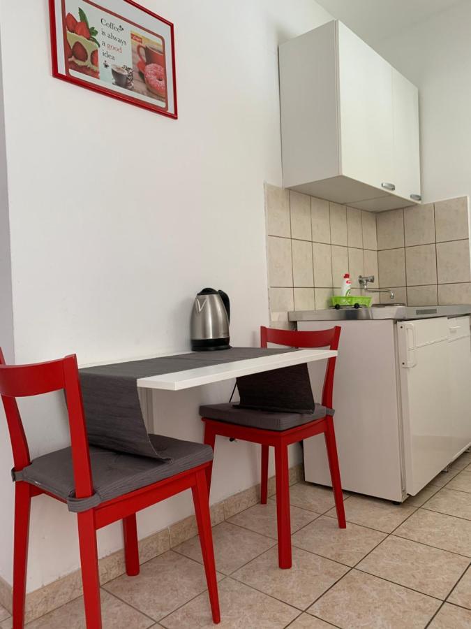 Apartments Villa Antony 드레베니크 외부 사진