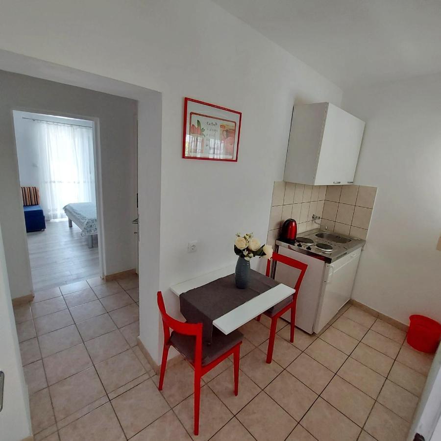 Apartments Villa Antony 드레베니크 외부 사진