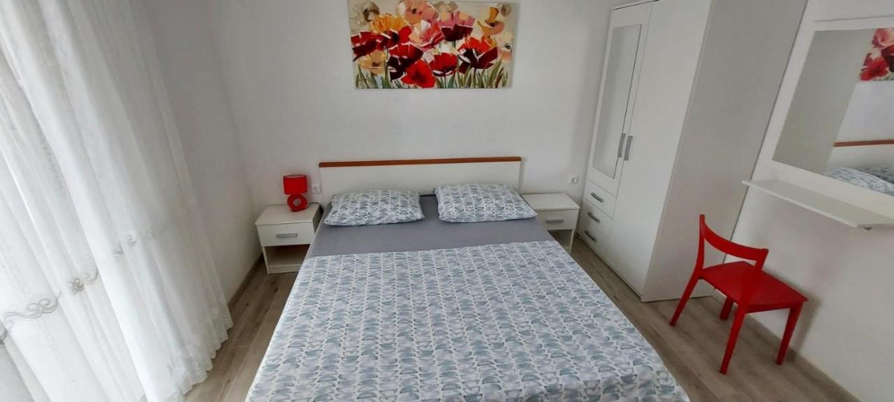 Apartments Villa Antony 드레베니크 외부 사진
