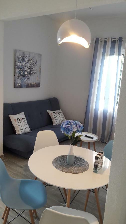 Apartments Villa Antony 드레베니크 외부 사진