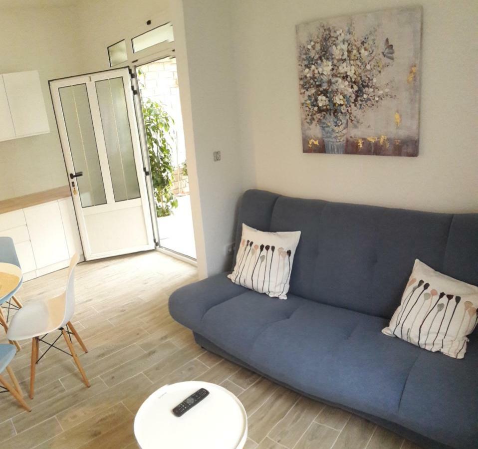 Apartments Villa Antony 드레베니크 외부 사진